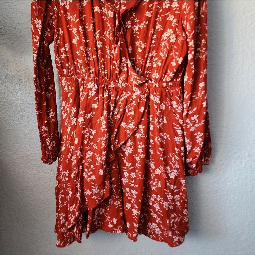 Entro Red Floral Mini Dress - Picture 2 of 13